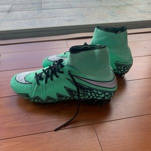Nike Hypervenom Phantom II FG Green Glow Soccer shoes women 8 no box